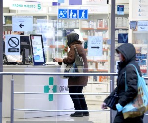 01.02.2022., Zagreb - U petom valu koronavirusa izazvanog omikron varijantom zbog blazih simptoma najveci teret podnose ljekarne. Uz sve ostalo dnevno se kupuju velike kolicine kucnih antigenskih testova pa povremeno dolazi do nestasice. Photo: Patrik Macek/PIXSELL