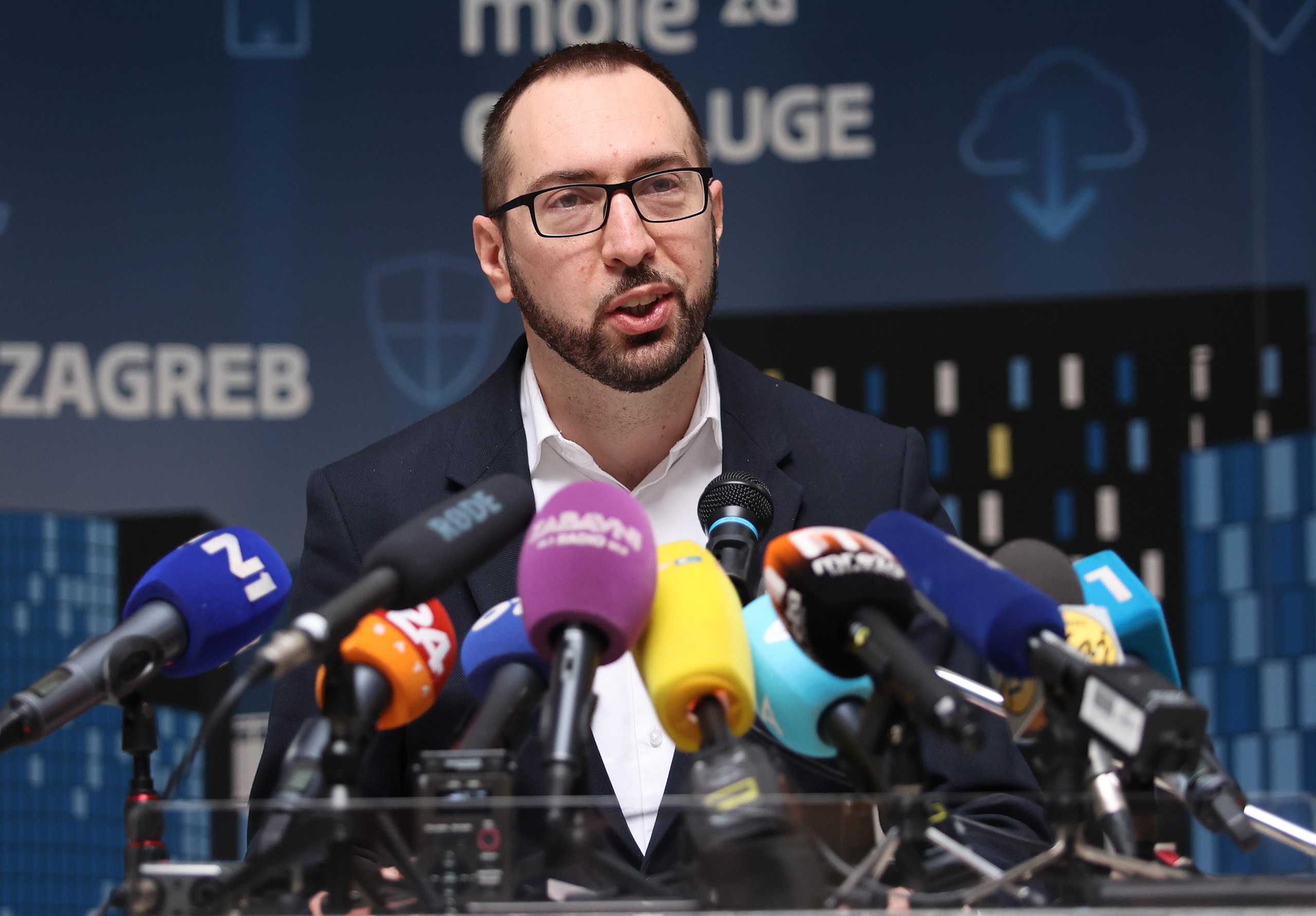 03.02.2022., Gradsko poglavarstvo, Zagreb - Predsjednik Uprave Zagrebackoga holdinga Ivan Novakovic i gradonacelnik Grada Zagreba Tomislav Tomasevic, odrzali briefing za medije na temu Plana poslovanja Zagrebackoga holdinga za 2022. Photo: Marko Prpic/PIXSELL