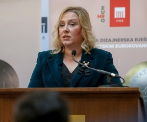 04.02.2022.,  Zagreb - Guverner Hrvatske narodne banke (HNB) Boris Vujcic dodijelio je nagrade autorima najuspjesnijih dizajnerskih rjesenja hrvatskih eurokovanica.  vana Jakir Bajo. Photo: Igor Kralj/PIXSELL