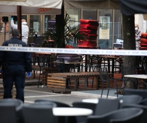 05.02.2022.,Rijeka - Oko 14.45h policija je zaprimila dojavu kako je u caffe baru Pin (Pavlinski Trg 5) doslo do tuce te je jedna zenska osoba ozljedena. Uz policijske sluzbenike na mjesto dogadaja izasla je hitna medicinska pomoc, koja je pokusala reanimirati zensku osobu ali bezuspjesno. Photo: Nel Pavletic/PIXSELL