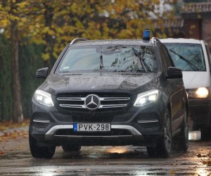 06.11.2021., restoran Kej, Klasnice/Laktasi (BiH) – Viktor Orban, predsjednik Vlade Madjarske, otisao je iz Banjaluke nakon sastanka sa Miloradom Dodikom, srpskim clanom Predsjednistva BiH. Sastanak je bez prisustva medija i uz velike mjere obezbjedjenja organizovan u mjestu Klasnice u restoranu „Kej“, izmedju Laktasa i Banjaluke. 

  Photo: Dejan Rakita/PIXSELL