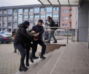 07.12.2021., Banja Luka, Bosna i Hercegovina - Uhiceni u jucerasnjoj policijskoj akciji "Kodeks", u kojoj je pronadjena veca kolicina marihuane i kokaina, predani su jutros u Okruzno javno tuzilastvo Banja Luka. Photo: Dejan Rakita/PIXSELL