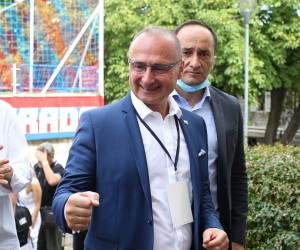 09.08.2020., Sinj – Dolazak uzvanika na Vojvodov prijem u Alkarskim dvorima. 305. Sinjska alka ove godine se odrzava pod posebnim mjerama zbog epitemije koronavirusa. Alkarski turnir odrzava se svake godine u prvoj trecini kolovoza od 1715. godine. Gordan Grlic Radman. Photo: Ivo Cagalj/PIXSELL