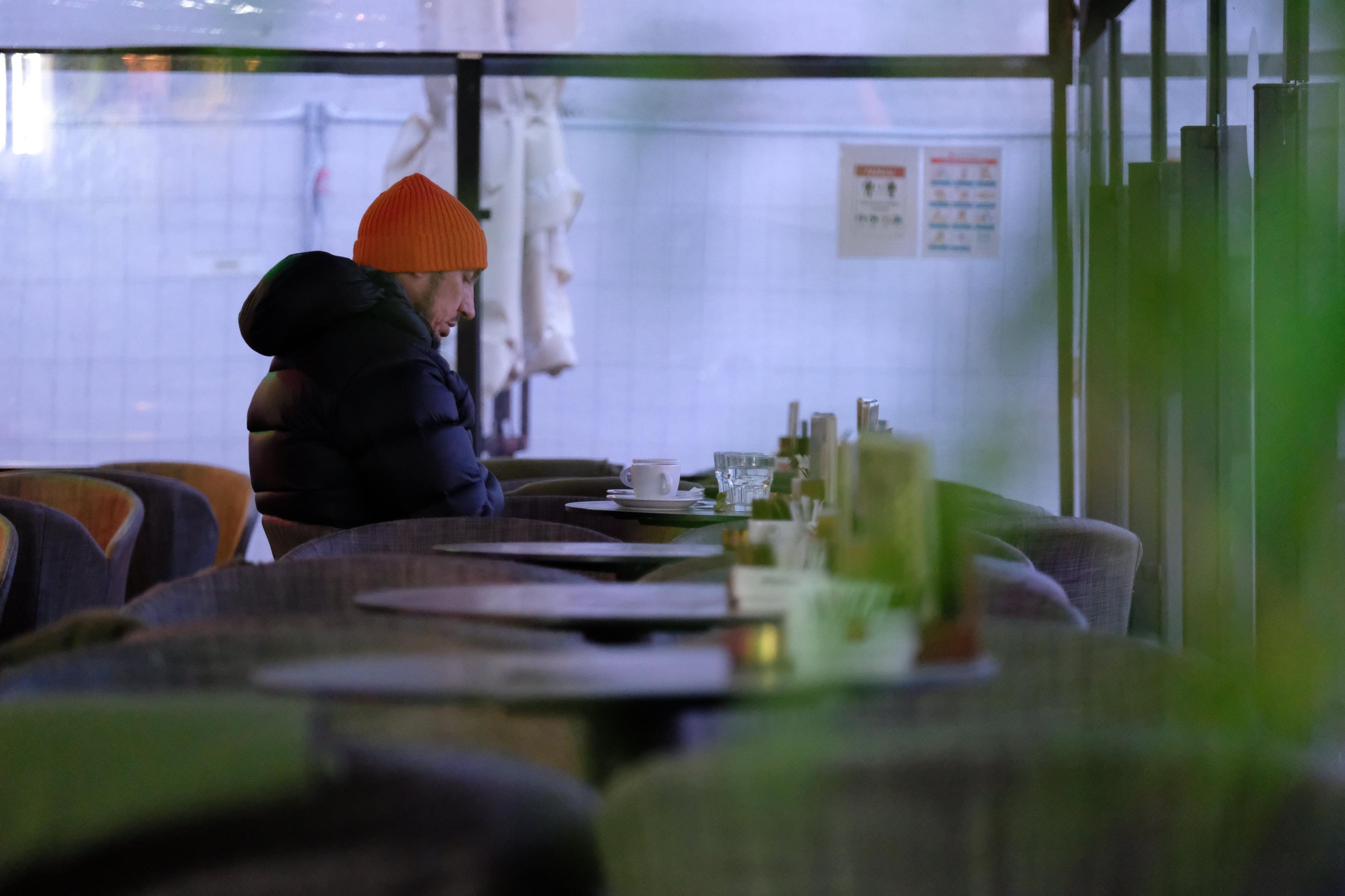 10.01.2022., Zagreb - U radu ugostiteljskih objekata nema promjena u epidemioloskim mjerama, ali ce se intezivnije kontrolirati ogranicenje broja gostiju, odrzavanje fizickog razmaka i koristenja maski dok se sjedi za stolom, prozracivanje i ciscenje prostora.  Photo: Slaven Branislav Babic/PIXSELL