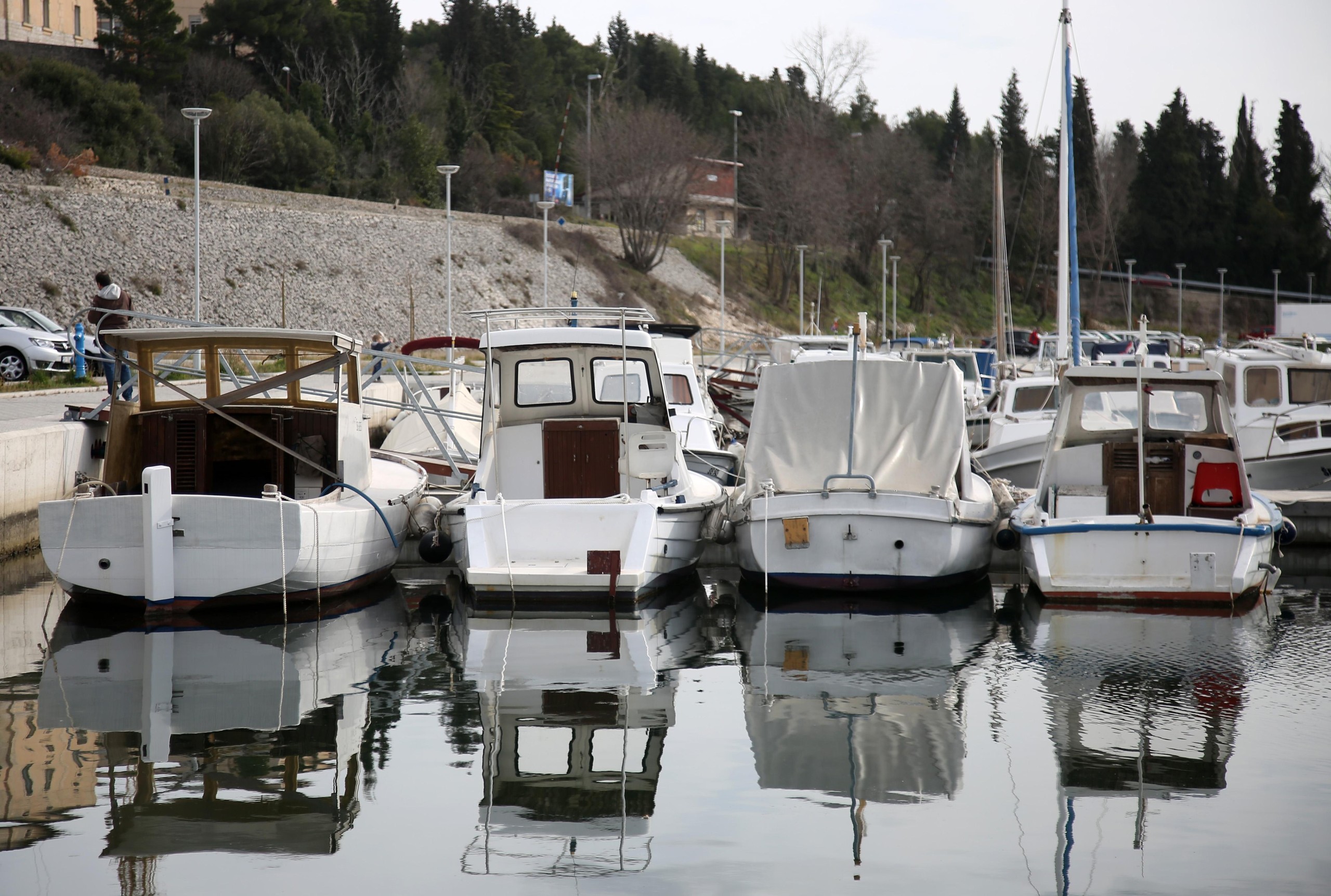 01.02.2020.,Sibenik - Lucica Vrnaza u Mandalini jedna je od najsigurnijih luka na Jadranu jer se ni jedan val ne moze probiti unutra,ne moze napraviti stetu brodovima jer je vrlo zasticeno sa svih strana.Do sada je u lucicu potroseno vise od 60 milijuna kuna za vise od 700 vezova.U lucici je instalirano i postavljeno sve od struje,vode,video nazor do dizalice za vadjenje i popravak brodica.rPhoto: Dusko Jaramaz/PIXSELL