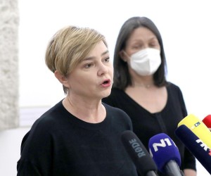 11.02.2022., Zagreb - Na konferenciji za medije odrzanoj u Saboru o kupnji vile viceguvernera HNB govorila je zastupnica Sandra Bencic. Photo: Patrik Macek/PIXSELL