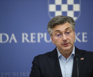 19.02.2022.,  Zagreb - Obracanje premijera Andreja Plenkovica medijima o uhicenju ministra Darka Horvata.  Photo: Matija Habljak/PIXSELL