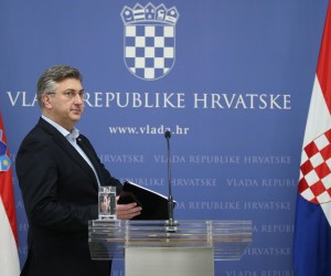 19.02.2022.,  Zagreb - Obracanje premijera Andreja Plenkovica medijima o uhicenju ministra Darka Horvata.  Photo: Matija Habljak/PIXSELL