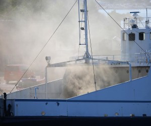 20.09.2020.,Sibenik - Jos nije ugasen pozar na brodu Moli, privezanom uz rivu u bivsem TEF-u. Vatre jos ima u utrobi broda, u salonu za goste. rPhoto: Dusko Jaramaz/PIXSELL