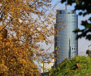 25.10.2020., ZagrebTrg Drazena Petrovica 3, Zagreb - Cibonin toranj treci je neboder po visini u Republici Hrvatskoj. Visok je 92 metra i dio je kompleksa koji se jos sastoji od nizih poslovnih objekata, kosarkaske dvorane i umjetnicke instalacije. Photo: Jurica Galoic/PIXSELL