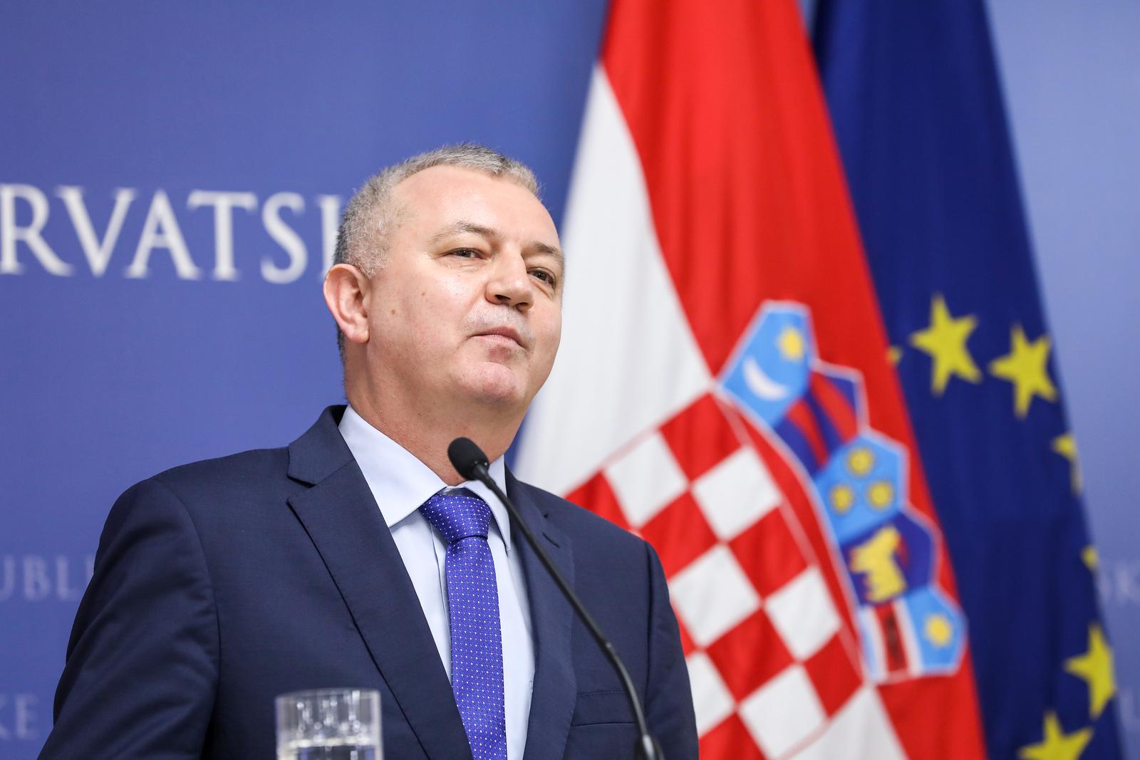 26.11.2021., Zagreb - Darko Horvat, ministar prostornoga uredjenja, graditeljstva i drzavne imovine odrzao je konferenciju za medije. Photo: Patrik Macek/PIXSELL