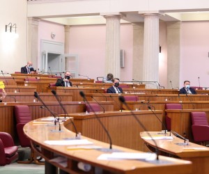 27.05.2021., Zagreb - Nastavak 7. sjednice Hrvatskog sabora raspravom o predlozenim izmjenama i dopunama Zakona o osnivanju Agencije za ugljikovodike u prvom citanju. rPhoto: Luka Stanzl/PIXSELL
