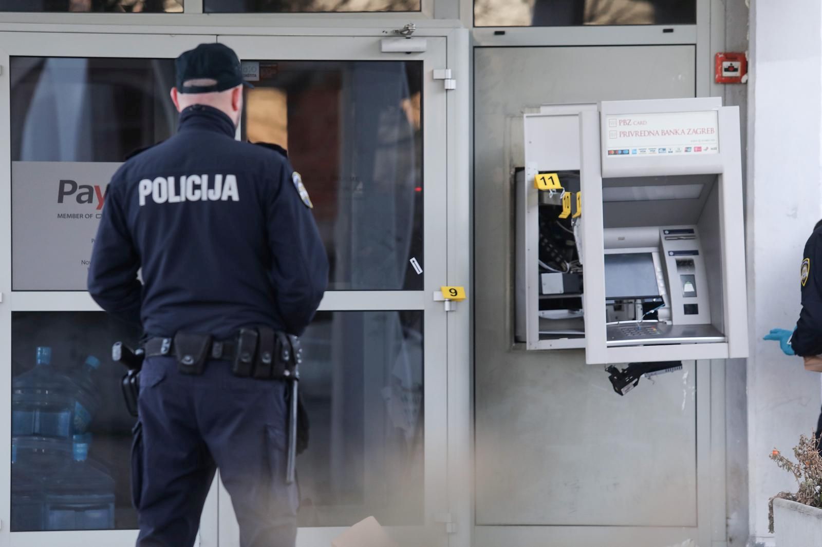 03.02.2021., Zagreb - Jutros je oko 3,30 sati eksplozijom ostecen bankomat u Novackoj ulici.  Photo: Tomislav Miletic/PIXSELL
