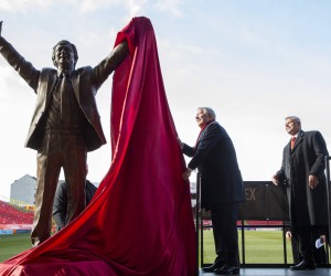 Aberdeen 25-02-2022. Sir Alex Ferguson Statue Sir Alex Ferguson unveils a statue in honour of himself at Pittodrie Stadium, Aberdeen, Scotland on 25 February 2022. Aberdeen Pittodrie Stadium Aberdeenshire Scotland Editorial use only PUBLICATIONxNOTxINxUK , Copyright: xStephenxDobsonx PSI-14746-0043