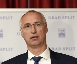 Split, 10.02.2022. Brifing gradonačelnika Splita ivice Puljka s novinarima.   foto HINA/ Mario STRMOTIC/ ms