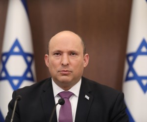 epa09788490 Israeli Prime Minister Naftali Bennett attends a cabinet meeting at the Israeli Prime Minister Naftali Bennett attends a cabinet meeting at the Prime Minister's office in Jerusalem, Israel, 27 February 2022. Bennett announced Israel will send humanitarian equipment to Ukraine in the next days.  EPA/ABIR SULTAN / POOL