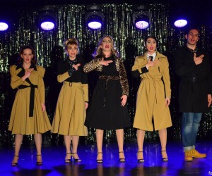 Zagreb, 28.02.2022 - Kazalite Komedija premijerno je izvelo "Cabaret Zagrepèanke i statièar" autora i redatelja Ivana Lea Leme. foto HINA/ ZGK Komedija/ Ines NOVKOVIÆ/ ik