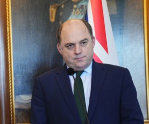 epa09800438 Morten Boedskov, Danish Minister of Defence (L) and Britain's Defence Secretary Ben Wallace (R) hold a joint press conference after their meeting at the Kastellet in Copenhagen, Denmark, 04 March 2022.  EPA/Martin Sylvest  DENMARK OUT