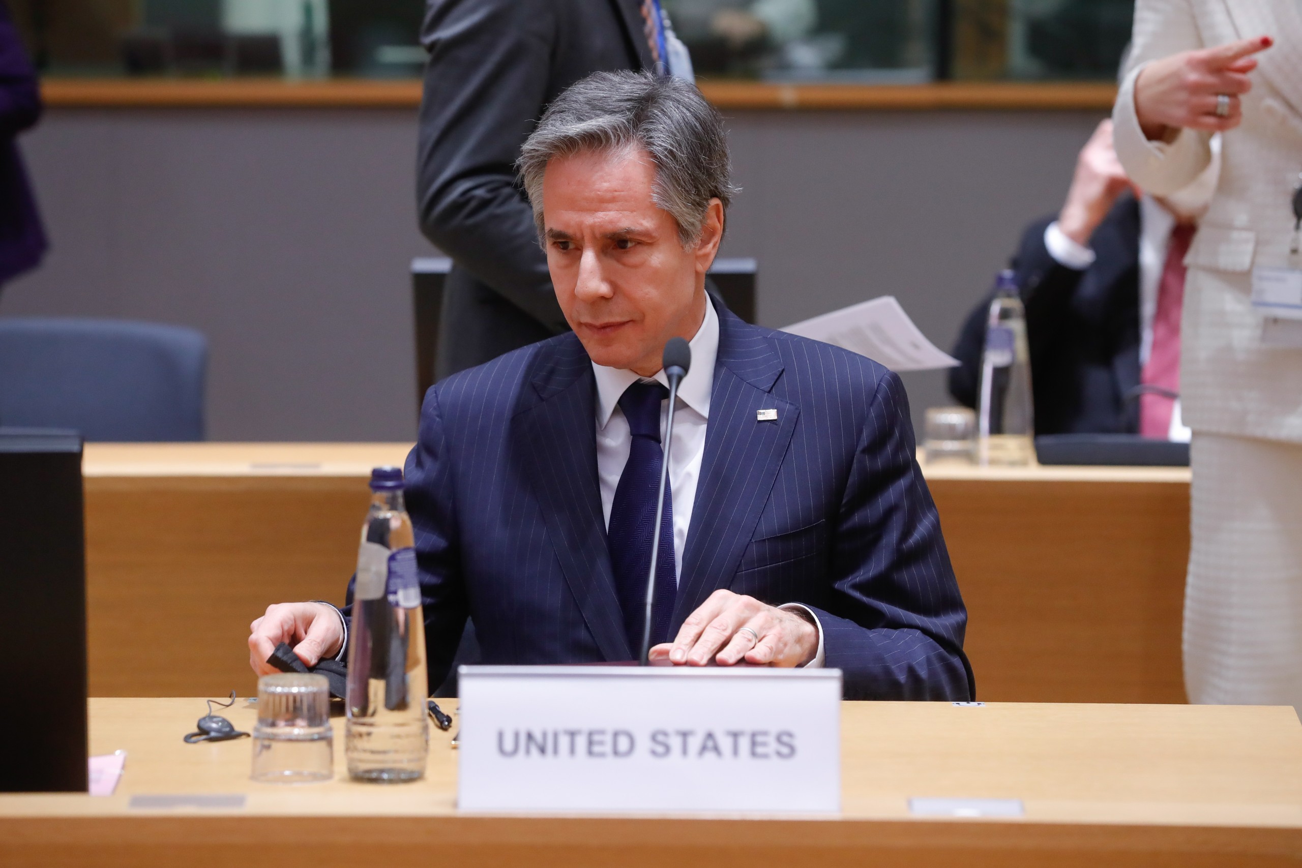 epa09801285 US Secretary of State Antony Blinken at the start of an extraordinary foreign affairs ministers council at the European Council in Brussels, Belgium, 04 March 2022.  EPA/STEPHANIE LECOCQ