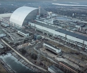 epa09807292 A still image taken from a handout video made available by the Russian Defence Ministry press service shows  a general view of the Chernobyl Nuclear Power Plant in Pripyat, Ukraine, 07 March 2022. Russian President Putin on 24 February 2022 announced a "special military operation against Ukraine". Martial law has been introduced in Ukraine, and explosions are heard in many cities including Kyiv.  EPA/RUSSIAN DEFENCE MINISTRY PRESS SERVICE/HANDOUT HANDOUT  HANDOUT EDITORIAL USE ONLY/NO SALES