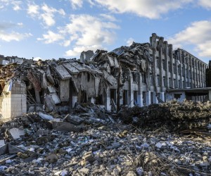 epa09818277 The main building that was destroyed by a bomb near the school number 25 in Zhytomyr, Ukraine, 11 March 2022. According to the United Nations refugee agency UNHCR, over 2.5 million people have fled Ukraine since the Russian invasion began on 24 February. Many, however, have decided to stay and fight.  EPA/MIGUEL A. LOPES