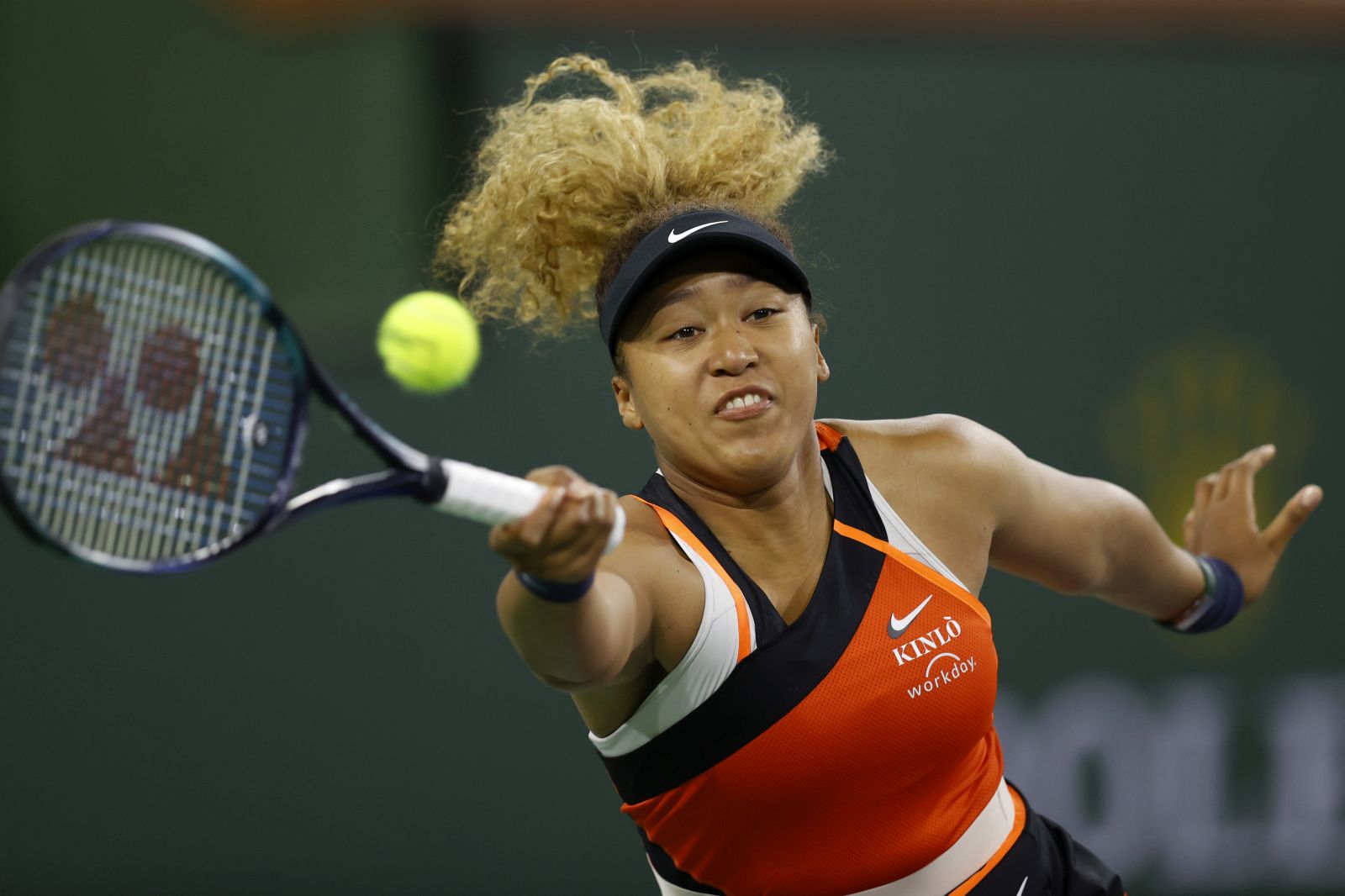 epa09820419 Naomi Osaka of Japan in action against Veronika Kudermetova of Russia at the BNP Paribas Open tennis tournament at the Indian Wells Tennis Garden in Indian Wells, California, USA, 12 March 2022.  EPA/JOHN G MABANGLO