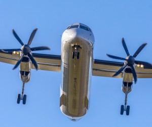 01.02.2022., Pula - Avion Croatia airlinesa slijece u pulsku zracnu luku. Photo: Srecko Niketic/PIXSELL