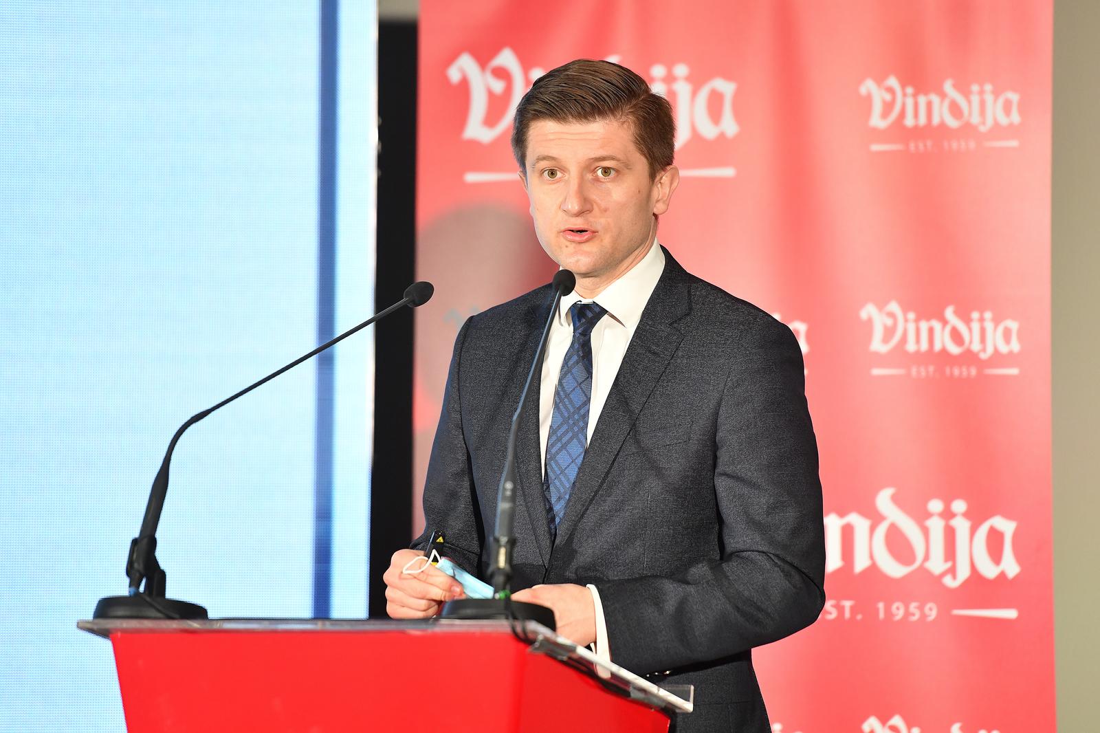 01.03.2022., Varazdin - U hotelu Turist odrzana je konferencija Vecernjeg lista "Hrvatska kao dio eurozone". Zdravko Maric, potpredsjednik Vlade i ministar financija Photo: Vjeran Zganec Rogulja/PIXSELL