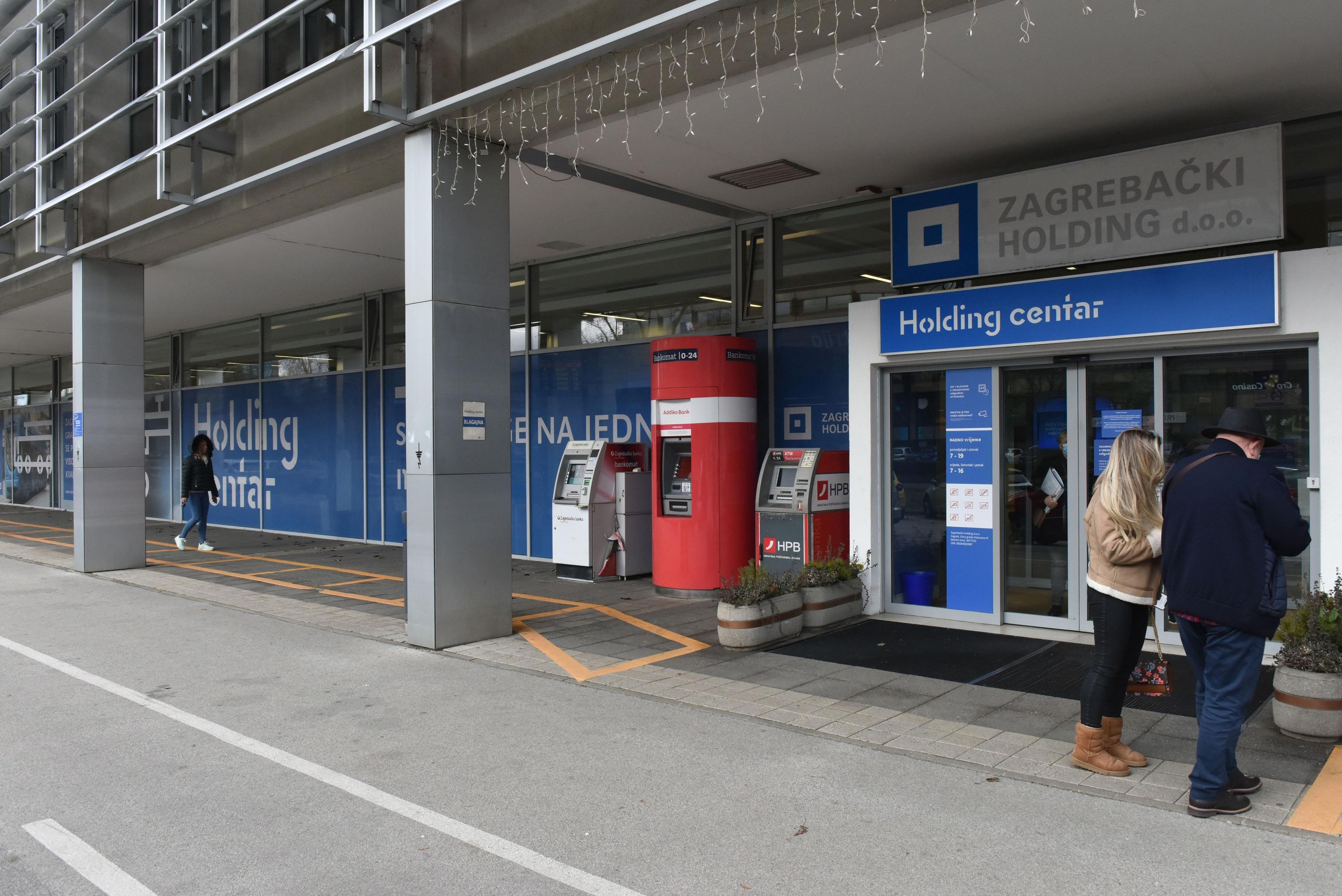 4.1.2022., Zagreb - Zgrada Zagrebackog Holdinga. Photo: Davorin Visnjic/PIXSELL