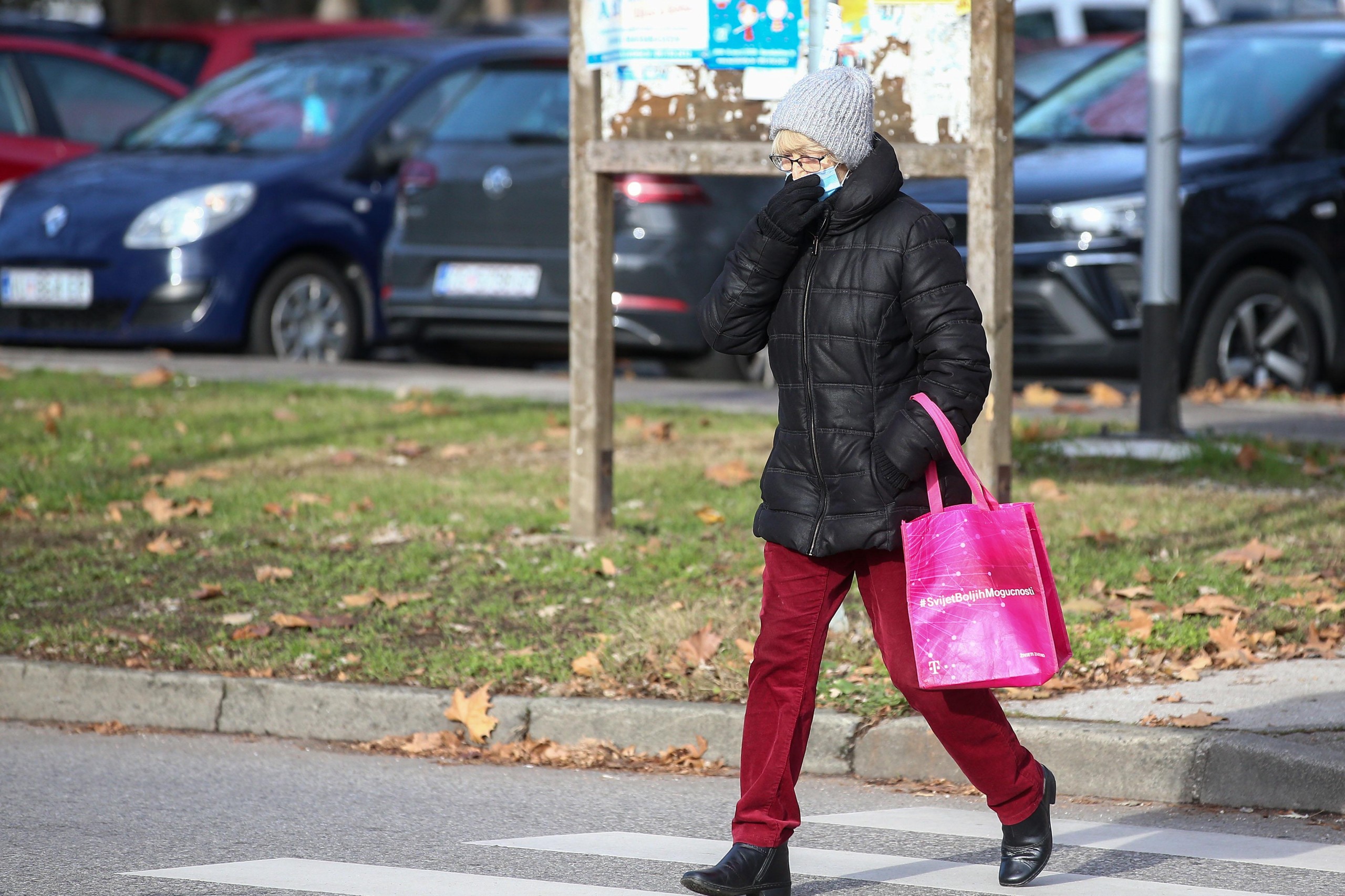 04.12.2021., Zagreb - Na zapadu Zagreba u kvartovima Spansko, Malesnica i Precko ljudi se zale na misteriozni smrad.   Photo: Matija Habljak/PIXSELL