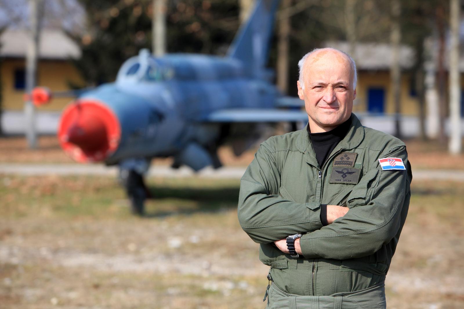 24.02.2011., Pleso, Zagreb - Brigadir Ivan Selak, vojni pilot koji je 1992. prebjegao iz JNA s MIG-om koji je poslije nazvan Osvetnik Dubrovnika."nPhoto: Boris Scitar/PIXSELL