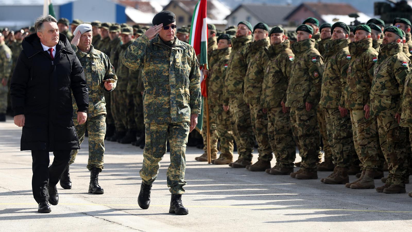 11.03.2022., Sarajevo, Bosna i Hercegovina - U bazi Butmir odrzana je ceremonija kojom je oznacen zavrsetak dvosedmicnih priprema. Komandant EUFOR-a Anton Wessely obratio se na ceremoniji.   Photo: Armin Durgut/PIXSELL