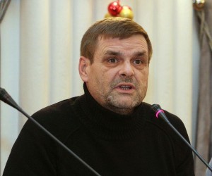 10.12.2014., Zagreb - U Novinarskom domu predstavljena je knjiga profesora Mirka Bilandzica Sjeme zla: uvod u studije terorizma. Drazen Lalic, Pavle Kalinic. rPhoto: Zarko Basic/PIXSELL