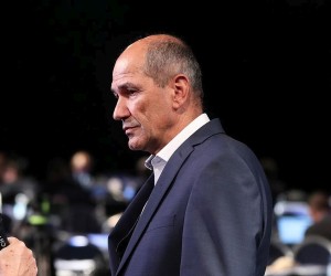 20.11.2019., Zagreb - Prvi dan dvodnevnog 24. izbornog kongresa Europske pucke stranke (EPP) u zagrebackoj Areni. Vise od 2000 sudionika iz 40 zemalja tijekom kongresa izabrat ce novo vodstvo Europske pucke stranke. Janez Jansa. rPhoto: Goran Stanzl/PIXSELL
