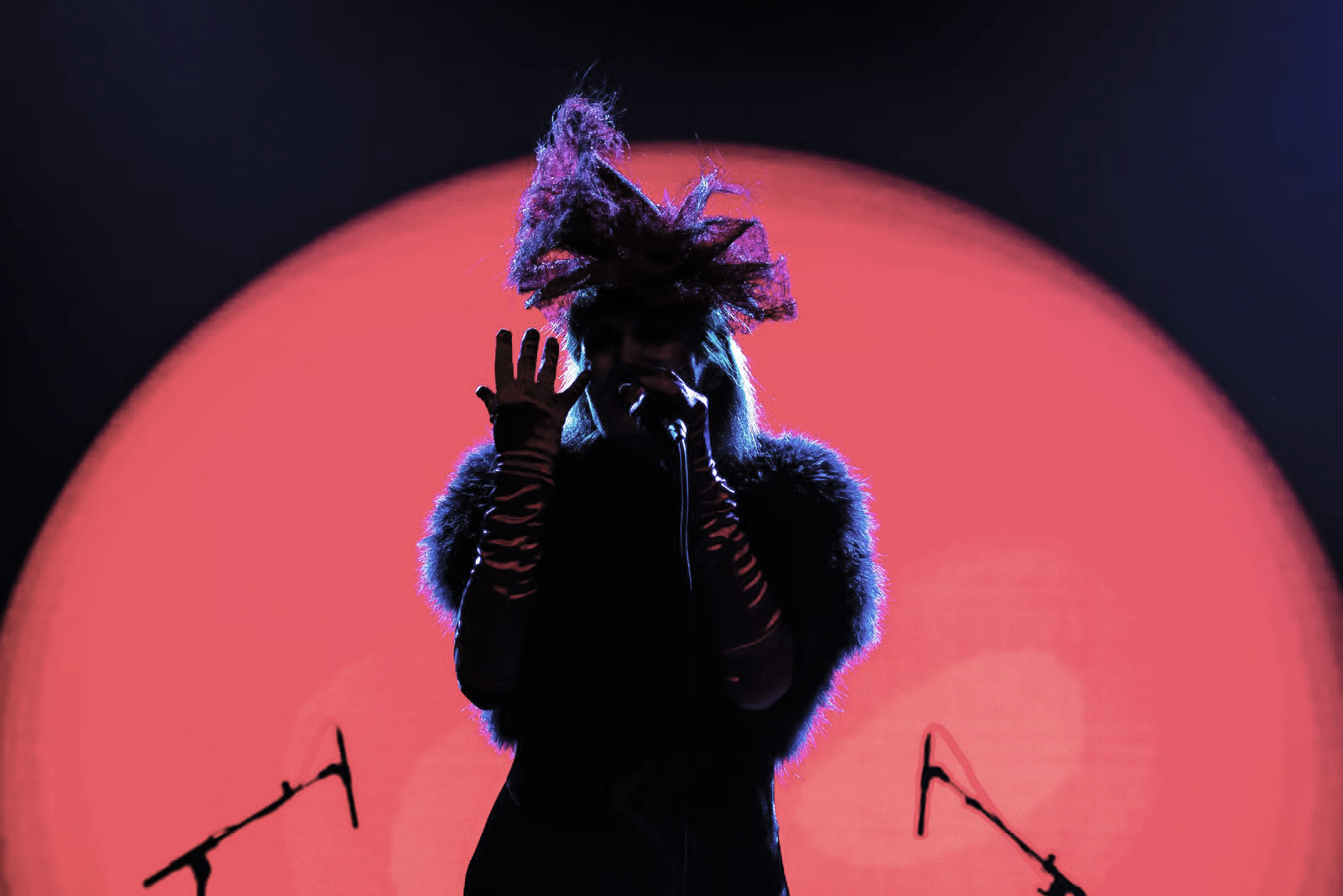 19.12.2021., Zagreb - Koncert Josipe Lisac u cast Karla Metikosa
Photo: Zoe Sarlija/PIXSELL Photo: Zoe Sarlija/PIXSELL