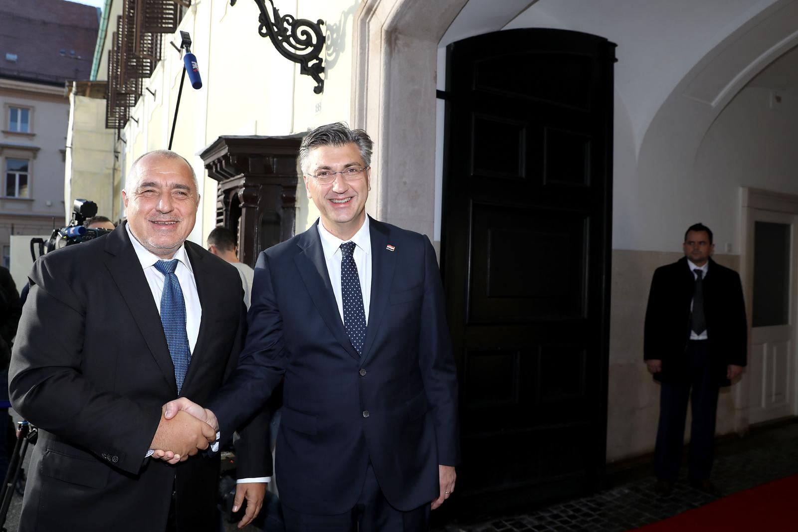 21.11.2019., Zagreb -U okviru Kongresa Europske pucke stranke koji se odrzava u Zagrebu predsjednik Vlade RH Andrej Plenkovic primio je u Banskim dvorima predsjednika Vlade Republike Bugarske Boyka Borissova. rPhoto: Patrik Macek/PIXSELL