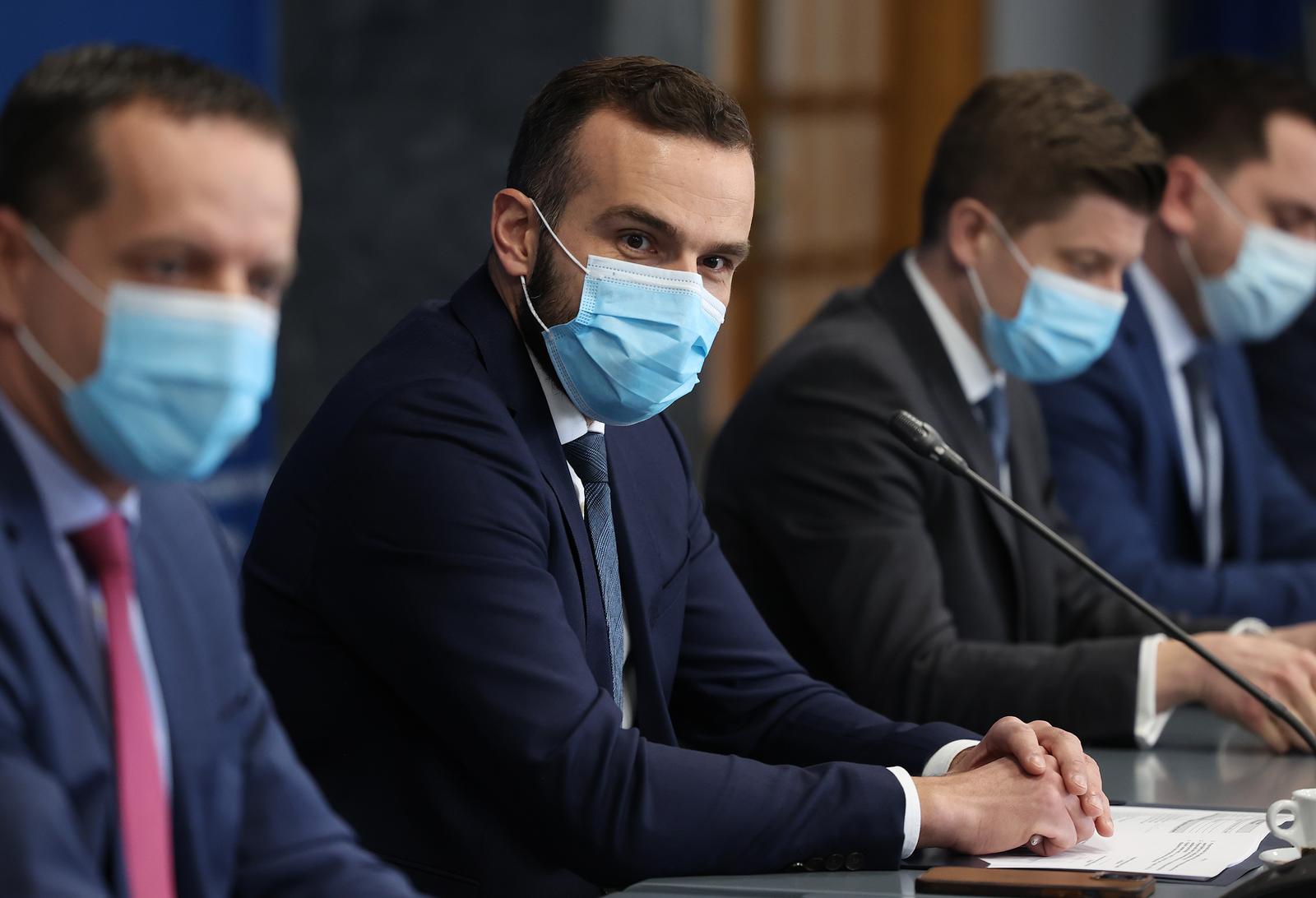 22.02.2022., Zagreb - Sastanak pregovarackih odbora Vlade RH i predstavnika sindikata, o sklapanju temeljnog kolektivnog ugovora za sluzbenike i namjestenike u javnim sluzbama i kolektivnog ugovora za drzavne sluzbenike i namjestenike. Photo: Marko Prpic/PIXSELL