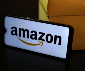 23.11.2020., Zagreb - Amazon poceo ekskluzivnu suradnju s Hrvatskom postom na dostavi paketa za hrvatsko trziste. Photo: Emica Elvedji/PIXSELL