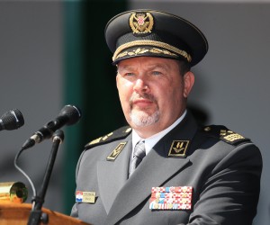 24.06.2017., Vukovar - Svecana promocija polaznika vojnih skola Hrvatskog vojnog ucilista (HVU) "Dr. Franjo Tudjman" i to Visoke docasnicke izobrazbe, Temeljne casnicke izobrazbe i pilota, Zapovjedno-stozerne skole "Blago Zadro" te Ratne skole "Ban Josip Jelacic" za potrebe OS RH odrzana je u Memorijalnom centru Domovinskog rata.rSvecanosti su nazocili predsjednica Republike i vrhovna zapovjednica Oruzanih snaga RH Kolinda Grabar-Kitarovic, potpredsjednik Vlade RH i ministar obrane Damir Krsticevic, nacelnik Glavnog stozera OS RH general zbora Mirko Sundov, zapovjednik HVU-a general-pukovnik Slavko Baric i drugi visoki uzvanici.rPhoto: Davor Javorovic/PIXSELL