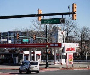 A Lukoil fuel station is pictured after local officials voted to suspend the business license of local Lukoil gas stations following the Russian's invasion of Ukraine, in Newark, New Jersey, U.S., March 3, 2022. REUTERS/Eduardo Munoz Photo: EDUARDO MUNOZ/REUTERS