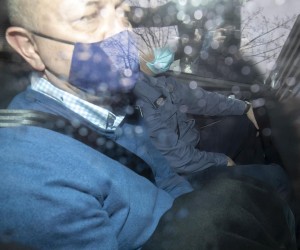 19.02.2022., Zagreb - Ministar prostornoga uredjenja, graditeljstva i drzavne imovine Darko Horvat u policijskom automobilu doveden u prostorije USKOK-a u Vlaskoj. Photo: Igor Kralj/PIXSELL