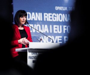 30.09.2021., Opatija - Ministarstvo regionalnoga razvoja i fondova Europske unije organizira dvodnevnu hibridnu konferenciju pod nazivom Dani regionalnoga razvoja i fondova EU - Nove prilike. Sudionicima ce biti predstavljeni Visegodisnji financijski okvir 2021.-2027. kao i Nacionalni plan oporavka i otpornosti. Na konferenciji su govorili potpredsjednik Vlade i ministar financija Zdravko Maric, ministrica regionalnoga razvoja i fondova Europske unije Natasa Tramisak. Photo: Nel Pavletic/PIXSELL