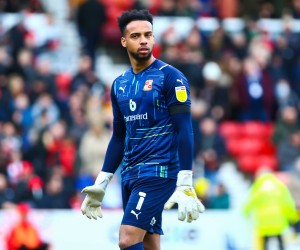 Swindon Town v Exeter City EFL Sky Bet League 2 05/02/2022. Swindon Town s Goalkeeper Jojo Wollacott during the EFL Sky Bet League 2 match between Swindon Town and Exeter City at the County Ground, Swindon, England on 5 February 2022. Swindon County Ground Wiltshire England Editorial use only DataCo restrictions apply See www.football-dataco.com PUBLICATIONxNOTxINxUK , Copyright: xNickxPhippsx PSI-14592-0019