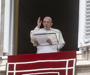 epa09852639 Pope Francis celebrates Sunday Angelus Prayer from the window of his office overlooking Saint Peter's Square at the Vatican, 27 March 2022.  EPA/FABIO FRUSTACI