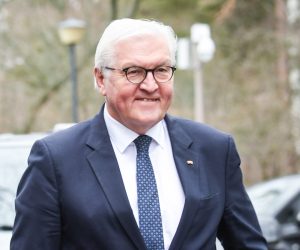 epa09878462 Finland Prime Minister Sanna Marin (L) welcomes German President Frank-Walter Steinmeier (R), in Helsinki, Finland, 08 April 2022.  EPA/KIMMO BRANDT