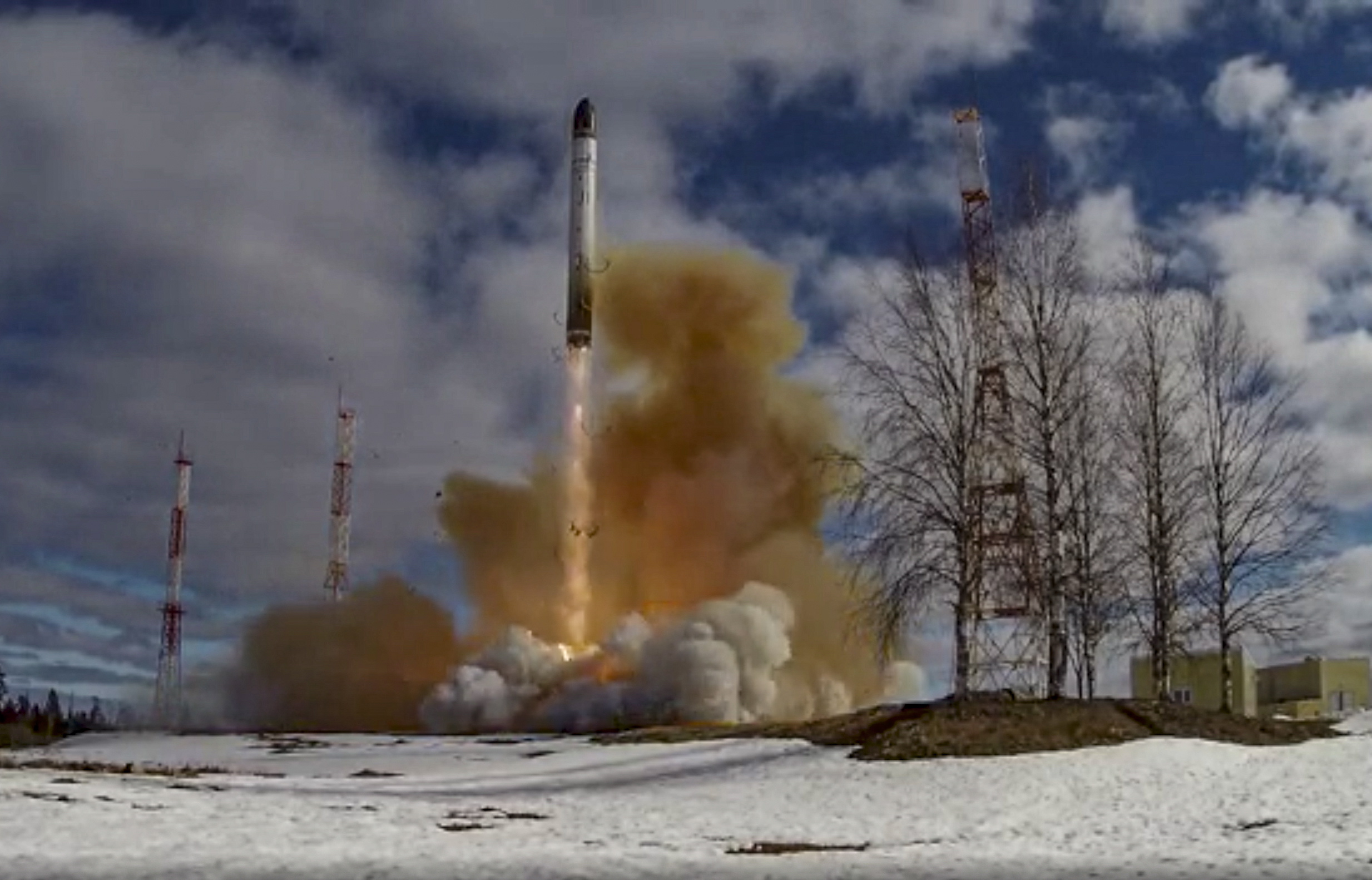 epa09899716 A handout still image taken from handout video made available by the Russian Defence ministry press-service shows launch of the Russian new intercontinental ballistic missile 'Sarmat' on Plesetsk Cosmodrome in Arkhangelsk region, (800 km north of Moscow), Russia, 20 April 2022. The 'Sarmat' missile has unique characteristics that allow it to reliably overcome any existing and future anti-missile defense systems. 'Thanks to the energy-mass characteristics of the missile, the range of its combat equipment has fundamentally expanded both in terms of the number of warheads and types, including planning hypersonic units,' said a statement from the Russian Defense ministry.  EPA/RUSSIAN DEFENCE MINISTRY PRESS SERVICE / HANDOUT  HANDOUT EDITORIAL USE ONLY/NO SALES