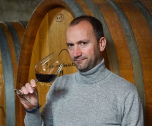 04.04.2022., Motovun - Nikola Benvenuti, istarski vinar i predsjednik Vinistre. 

Photo Sasa ZinajaNFoto