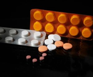 12.10.2021.,Zagreb - Prosle godine na lijekove u Hrvatskoj potroseno 8,4 milijarde kuna, odnosno dnevno nesto vise od 1300 kuna na 1000 stanovnika. Medju njima su antibiotici, te lijekovi za kronicne i bolesti krvozilnog sustava, lijekovi za tlak i antidepresivi.

 Photo: Robert Anic/PIXSELL