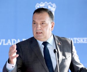 13.01.2022., Zagreb - U zgradi NSK odrzana je 95. sjednica Vlade RH. Ministar zdravstva Vili Beros dao je izjavu nakon sjednice.  Photo: Patrik Macek/PIXSELL