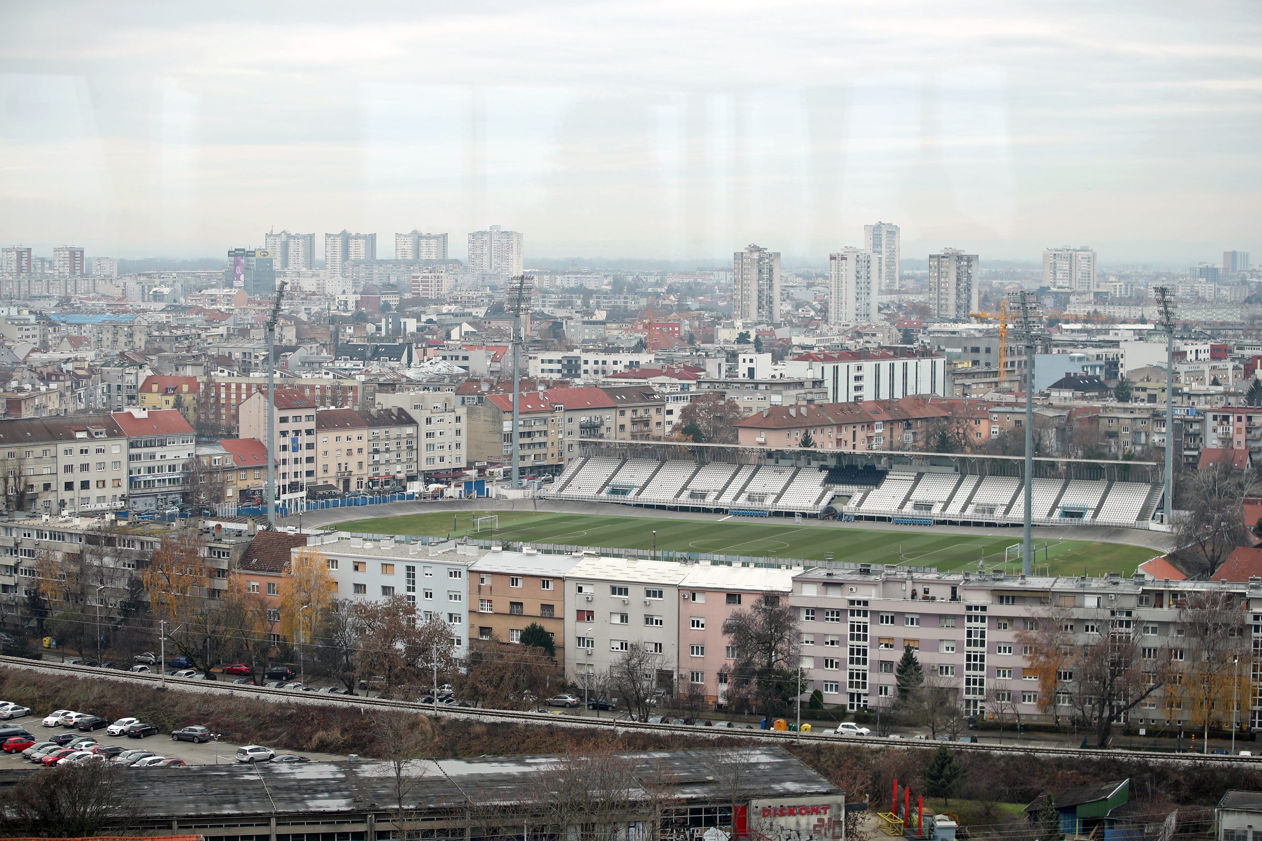 13.12.2021., Zagreb - Pogled na nogometni stadion u Kranjcevicevoj ulici sa 17 kata hotela Westin. Photo: Sanjin Strukic/PIXSELL